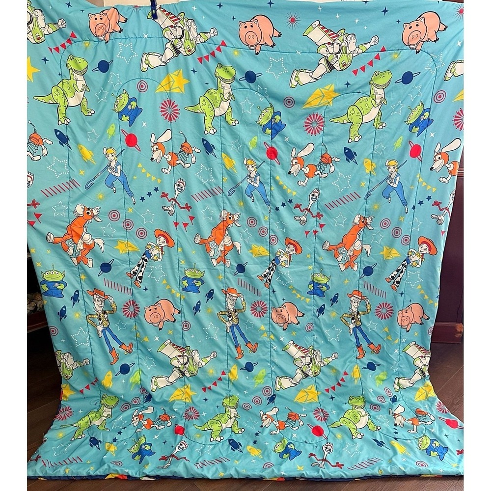 Toy Story twin bed reversible comforter - Picture 2 of 4